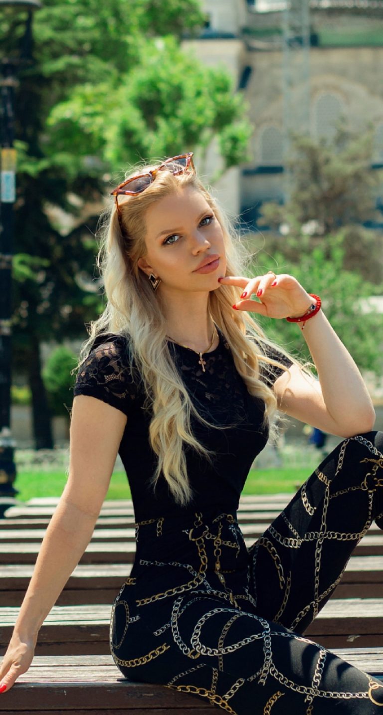 Screenshot_20251207_231928_Gallery