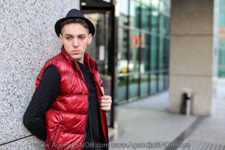 rade-b_photomodel_15
