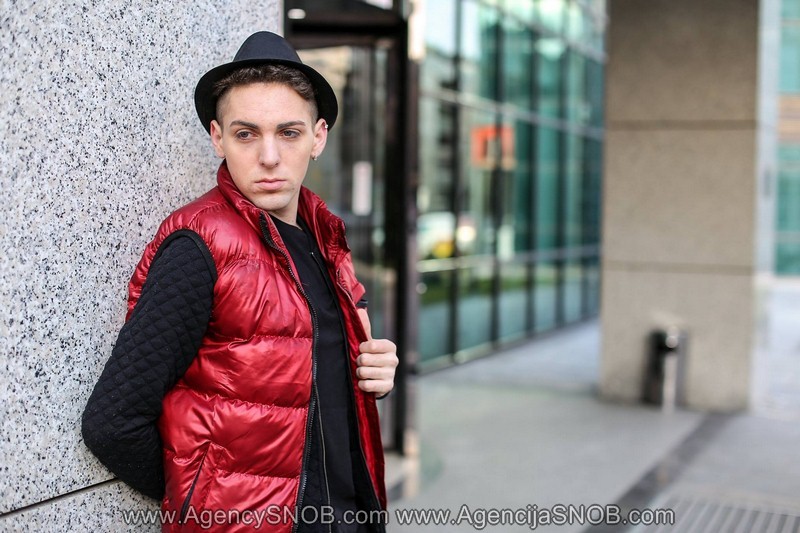 rade-b_photomodel_15