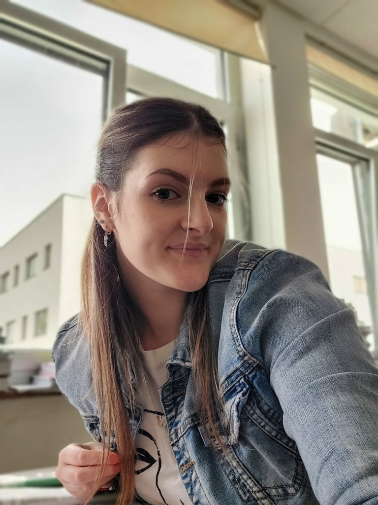 BOJANA-T-2-1
