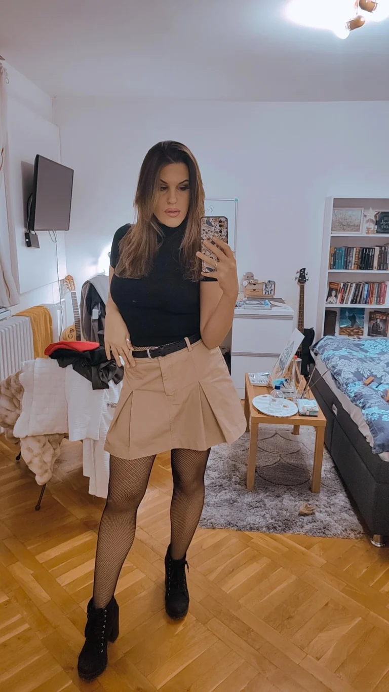 KRISTINA JA
